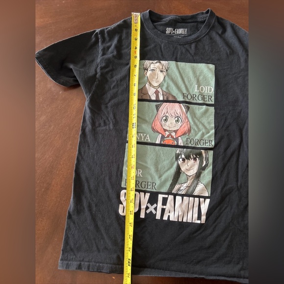SPY x FAMILY T-Shirt-Forger Family Panels- Size M-Manga Anime Shirt-Crunchy Roll - Picture 5 of 9